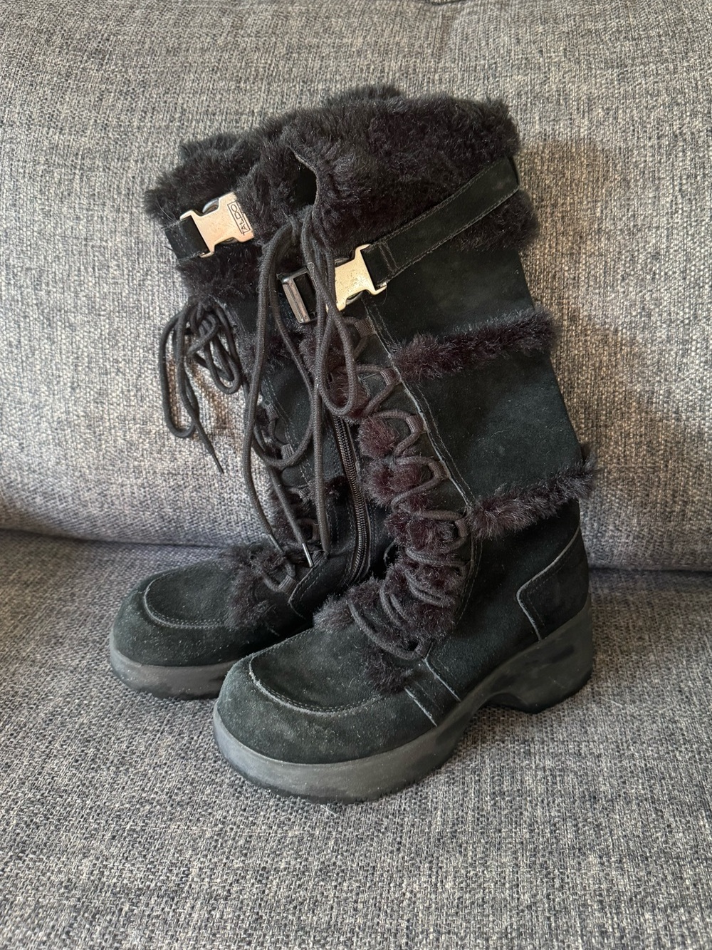Y2K ALDO Faux Fur Platform Buckle Boots